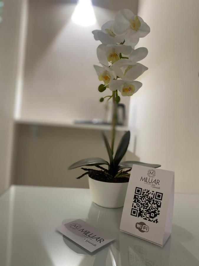 Miluar Luxury B&B - Vanvitelli Неаполь Екстер'єр фото
