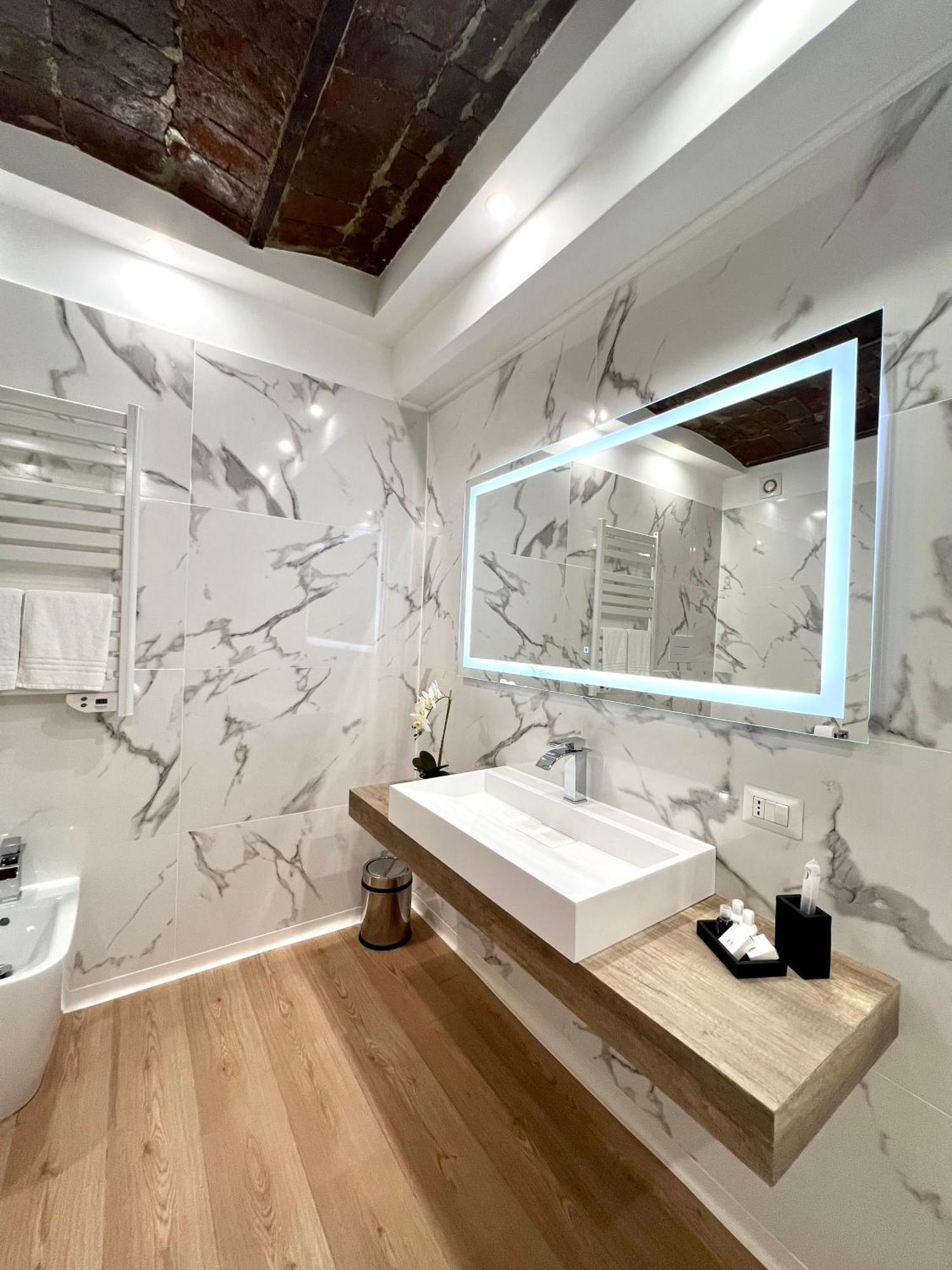 Miluar Luxury B&B - Vanvitelli Неаполь Екстер'єр фото