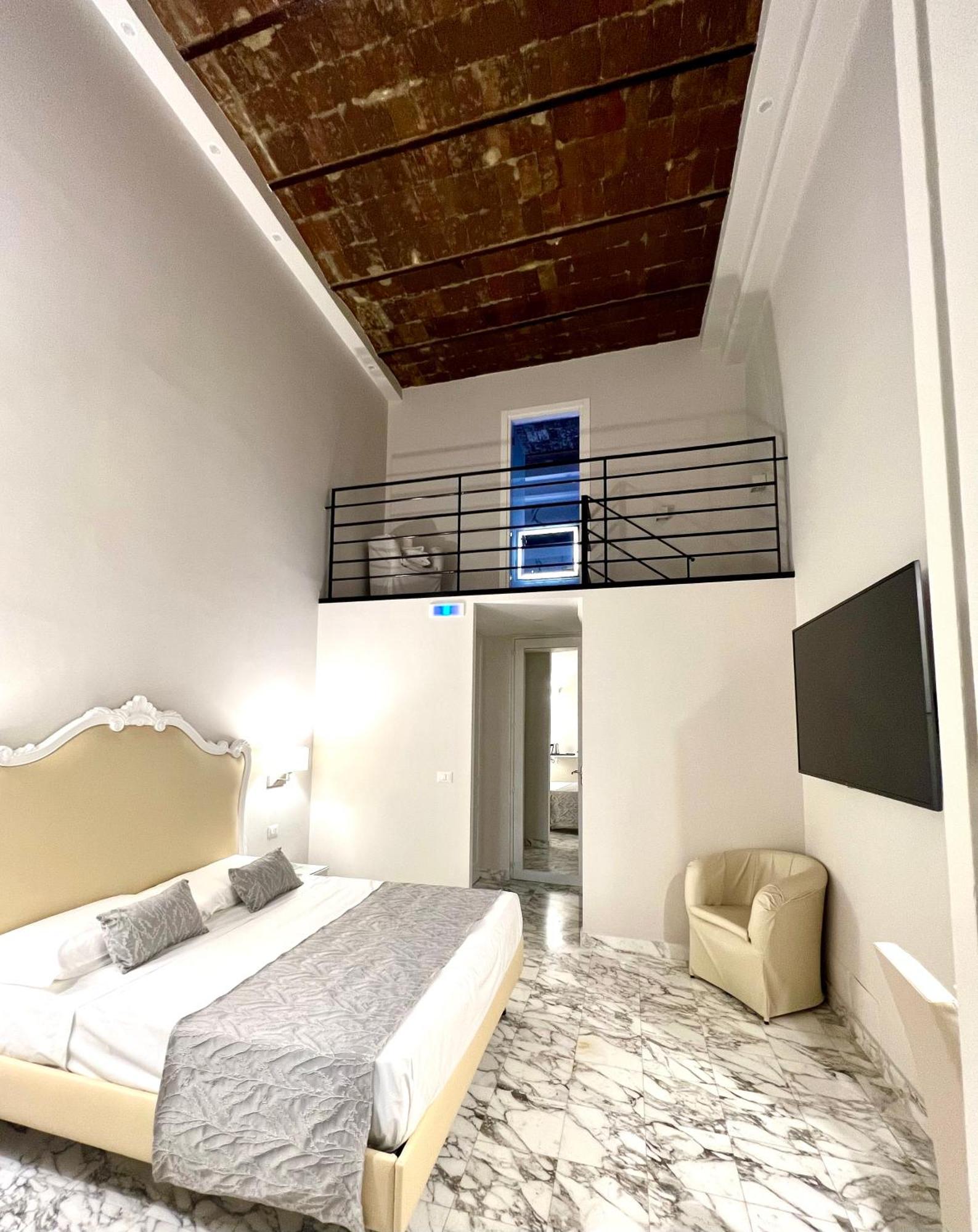 Miluar Luxury B&B - Vanvitelli Неаполь Екстер'єр фото